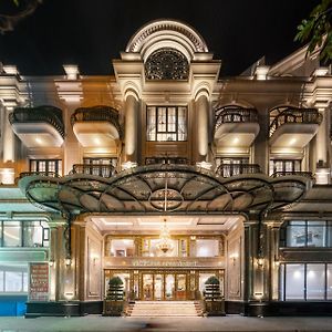 Luxe Paradise Suite Hotel Trich Sai